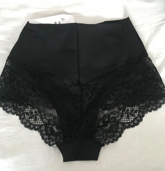 Бюстие и бекини номер S от HM