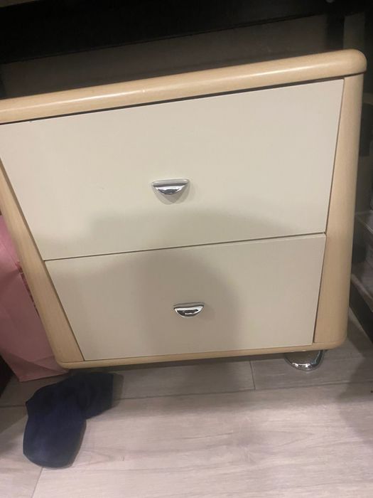 Продам спальный гарнитур