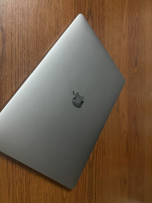 MacBook Pro 13" (2016)