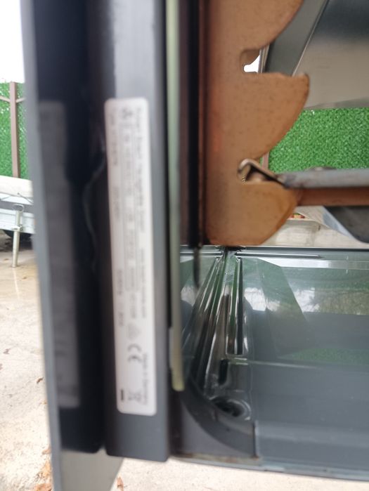 Комплект фурна BOSCH с керамичен плод