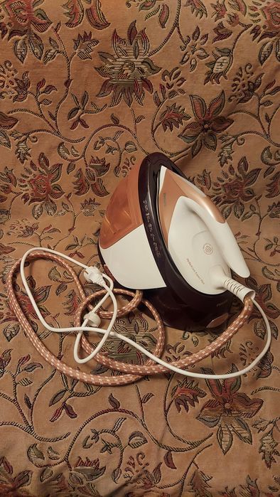 Парогениратор Phillips perfect Care Expert plus