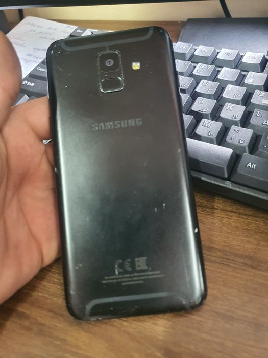 Samsung A6 3/32 gb sotiladi