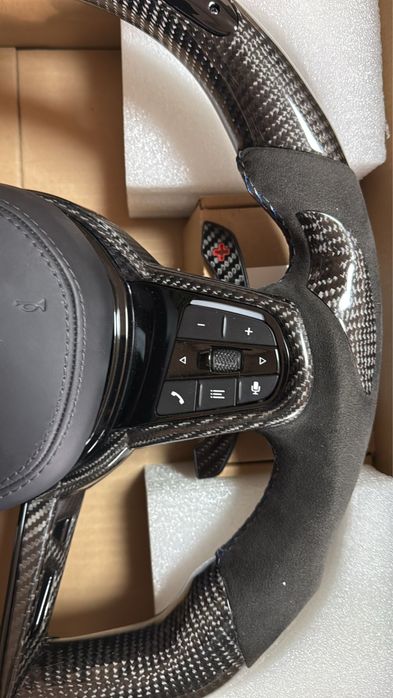 Volan Performance Led Carbon BMW F96 F95 X6M X5M G05 G06 X7 X5 X6