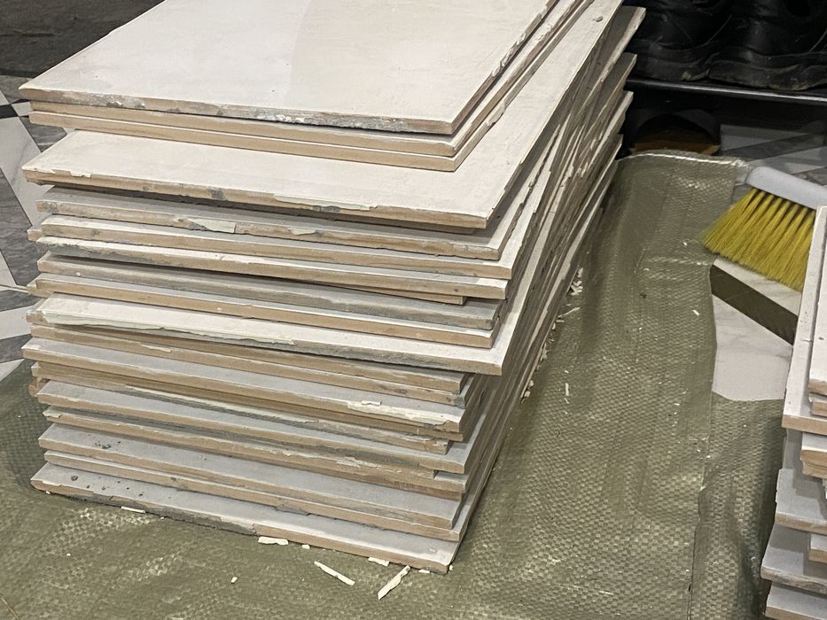 Кафель Б\У 60х30  40шт