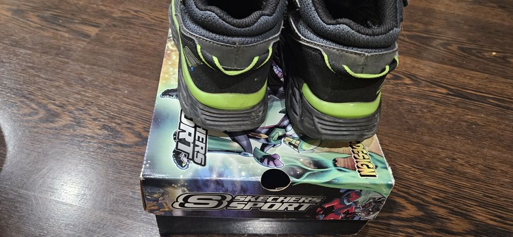 Skechers 33.5 номер детски боти скечерс 33.5 номер запзени  непромокае