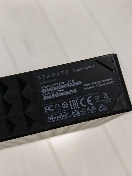 Външен хард диск 4tb Seagate expansion plus