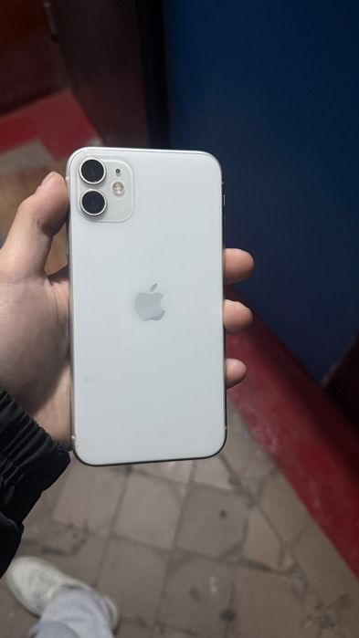 iPhone 11       .