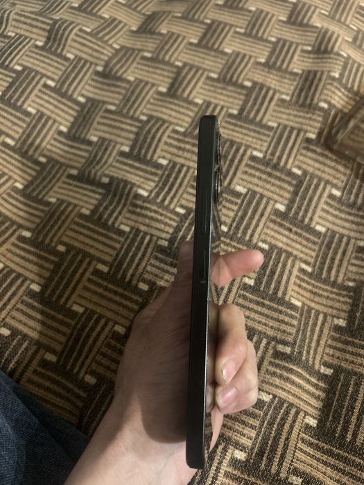 Продам Телефон REDMI12