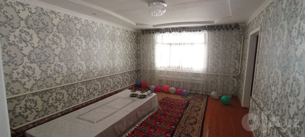 Гулистон.ш Улугобод махалласида уй сотилади