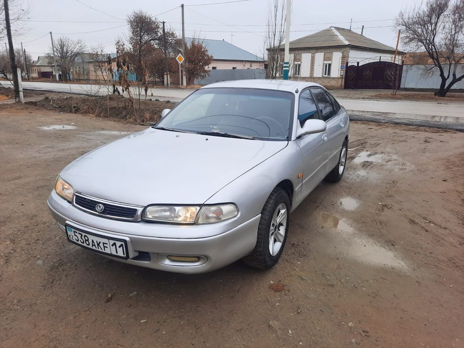 Продам Мазду Кронос