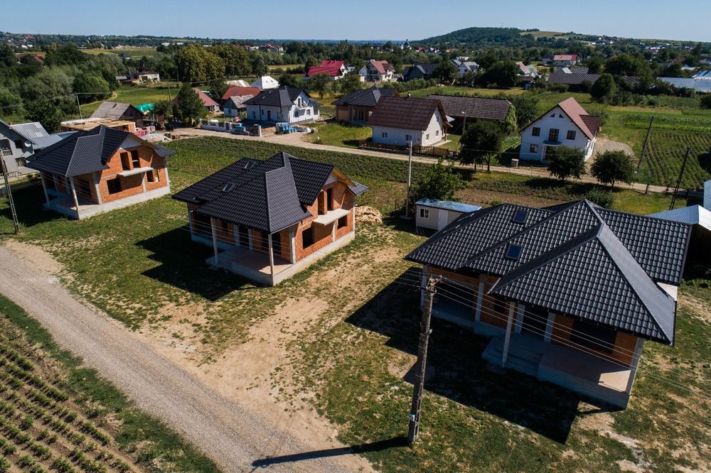 Case de vânzare Horodnic de Sus zona centru