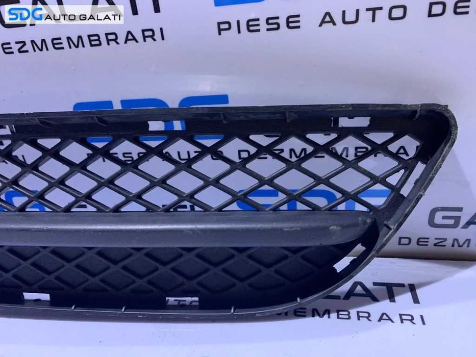 Grila Inferioara Spoiler Bara Fata BMW Seria 3 E90 E91 2004 - 2008 Cod 7154555  [V0229]