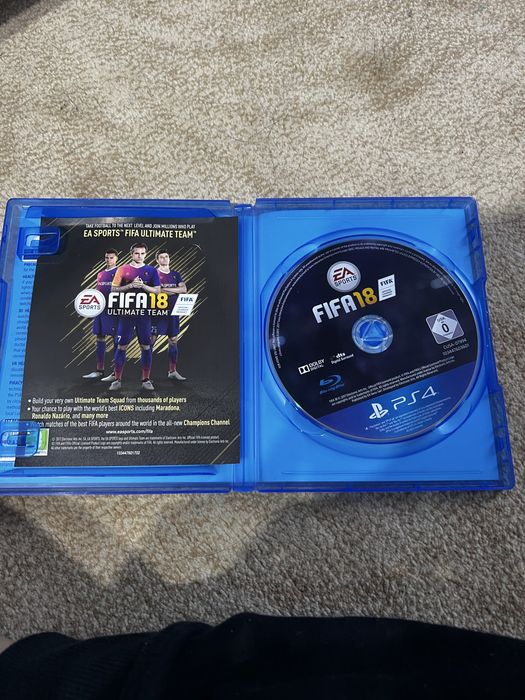 Диск на ps4 fifa18