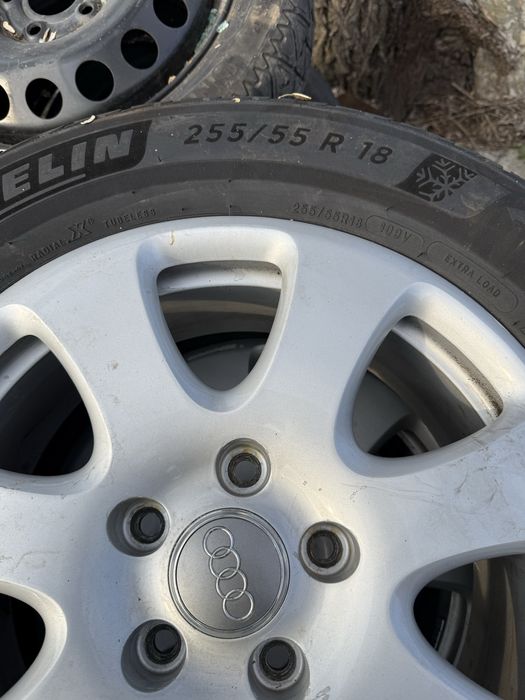 Jante/Roti Audi Q7  2010 R17 in stare foarte buna anvelope ca noi