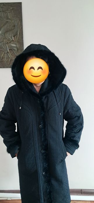 Продам новый плащ утепленный с башлыком