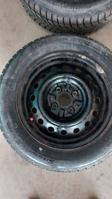 Зимни гуми Lassa с джанти 175/65/R14 5 1/2 J 4бр.
