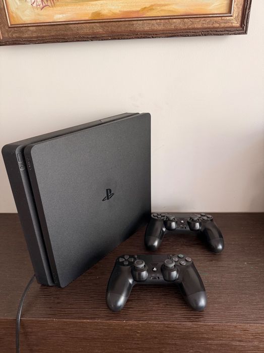 Sony PlayStation 4