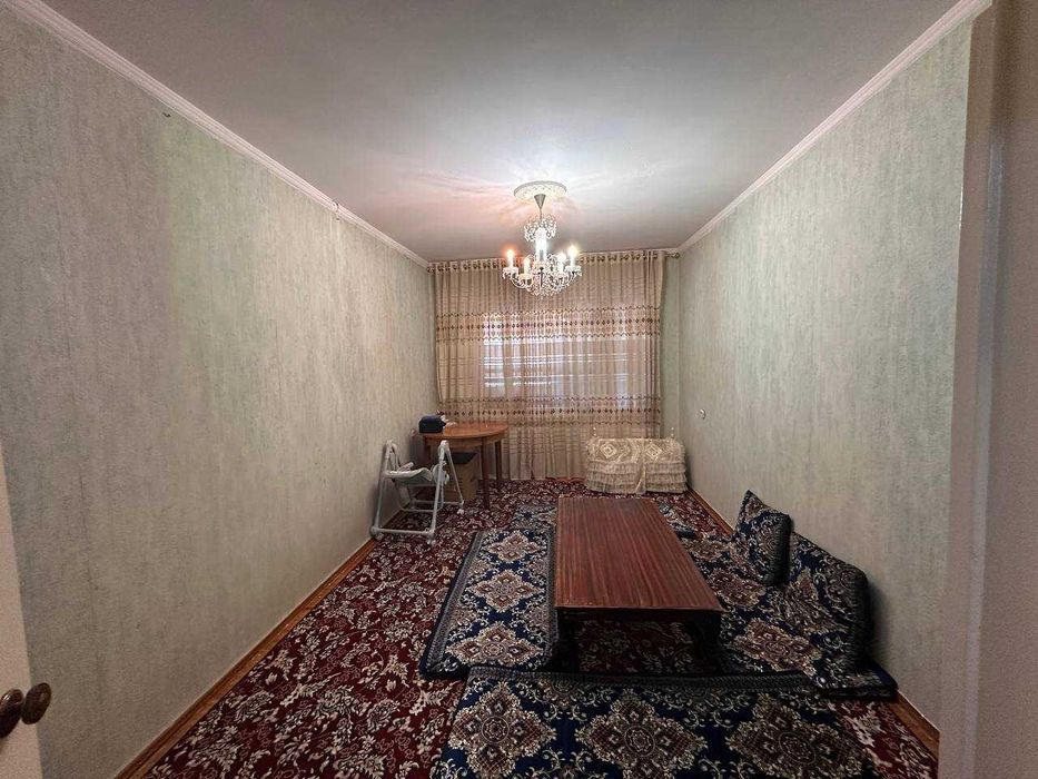 ул.ЯнгиЗамон напр. ЖК Greenwich 3\4\5 Среднее сост. 78м2 Лоджия 2х6