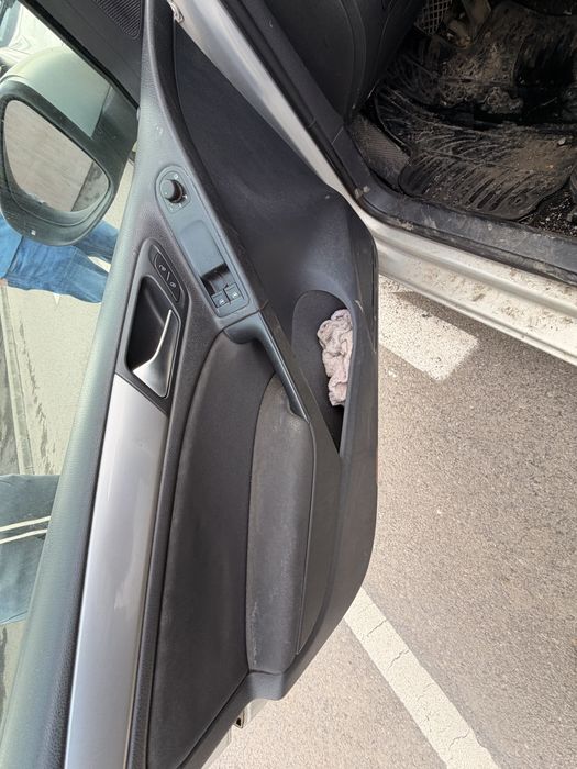 Dezmembrez dezmembrari Vw Golf MK 6 hatchback 1.6 CAYC cutie DSG 7+1