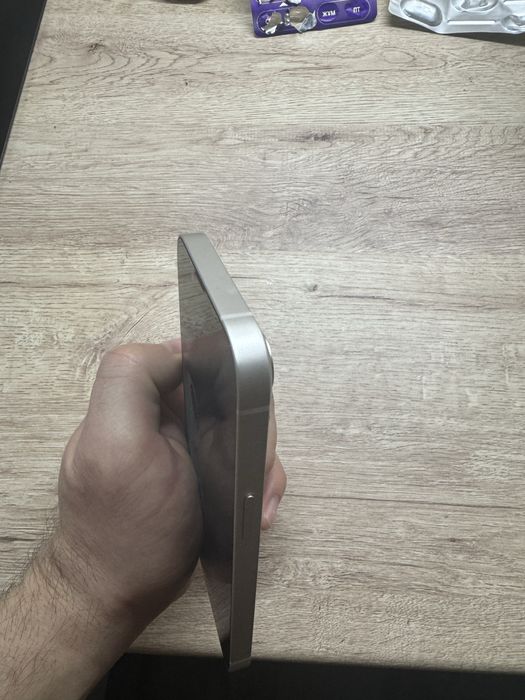 Iphone 13 на запчати