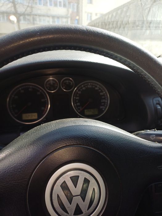 Vând VW passat b5 4motion v5 2.3i 170cp