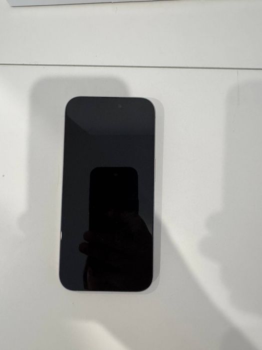 iPhone 15 pro 128gb