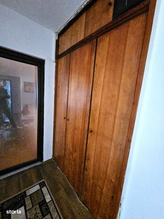 Apartament 4 camere, 78 mp, 2 bai, 2 balcoane – zona linistita, str.