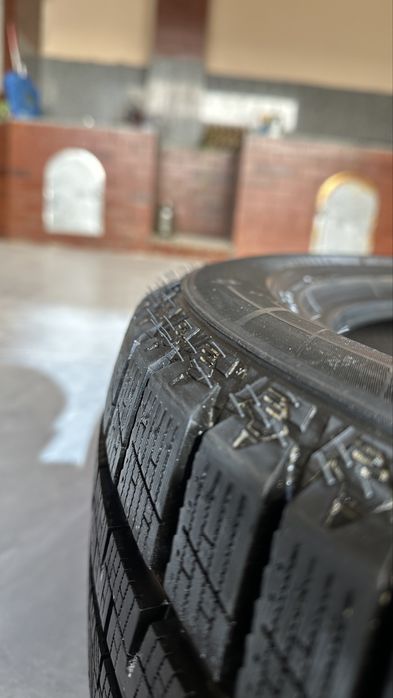 Зимняя резина новая .