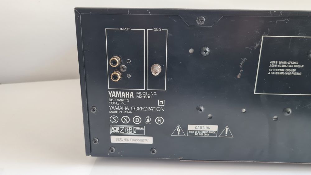 Vând amplificator Yamaha MX-630
