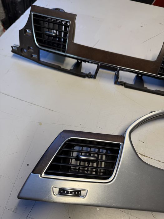 Trimuri grile ventilatie audi a8