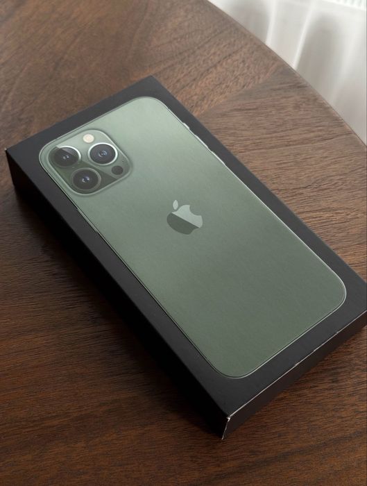IPhone 13 Pro 256Gb.         100% аккумулятор