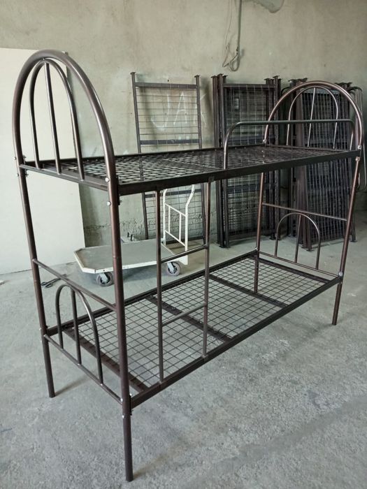 Двухъярусная металлический кровать