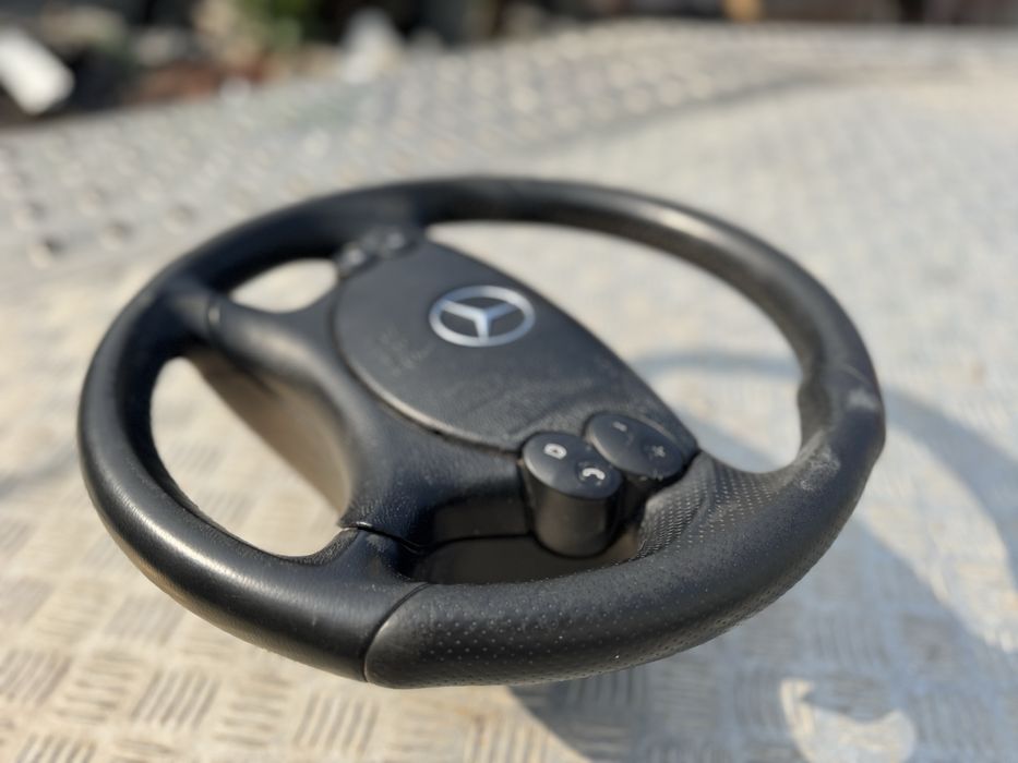 AMG ергономичен волан с пера Mercedes CLK, CLS, E класа