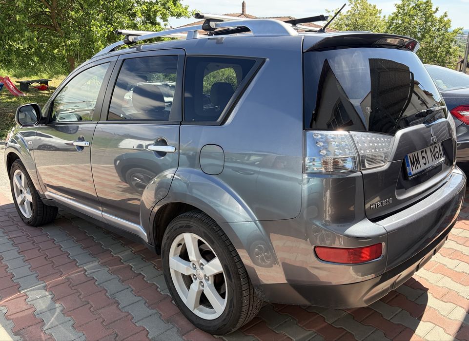 Outlander 2.0 cdi