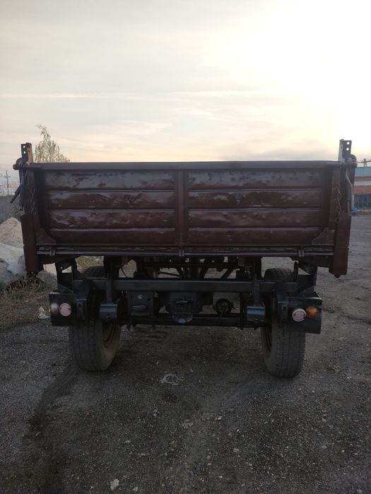 Прицеп зил сельхозник