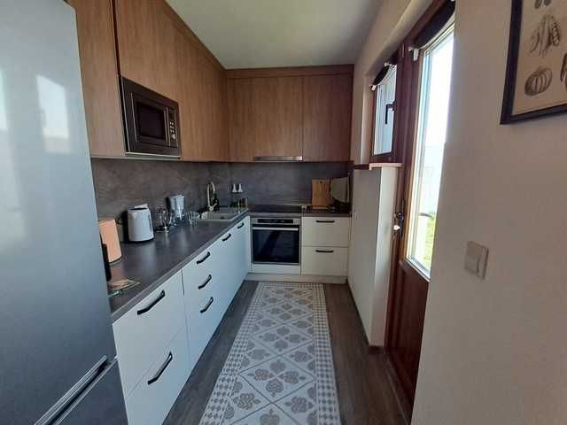 Продава нова 2 етажна къща с планинска гледка и Акт16, 13км до СлБряг