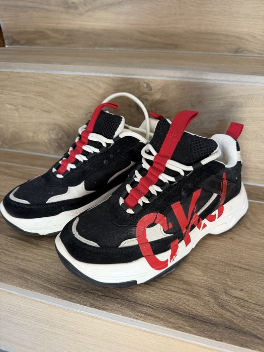 Adidasi sport casual