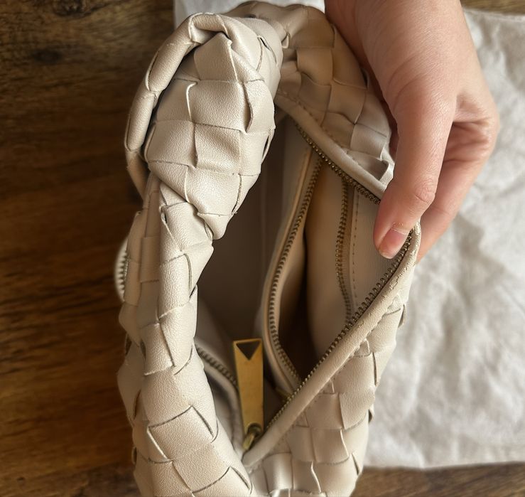 Дамска чанта естествена кожа