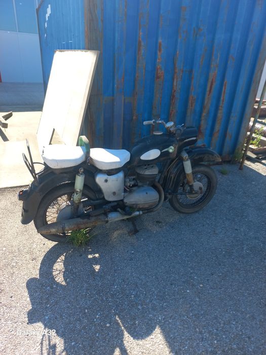 Стар мотор MZ 250