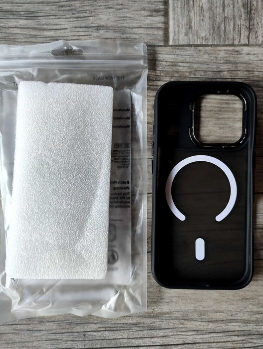 Husa telefon iPhone 17 Pro realizata din silicon si functie MagSafe.