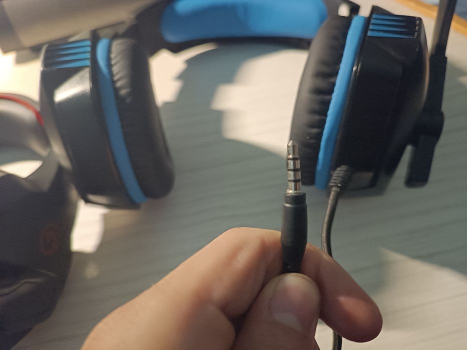 Scorbion headset + Hunterspyder headset cu defect