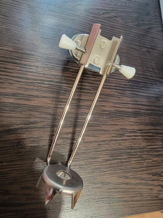 Приспособление против скольжения для трости.