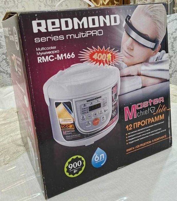 Мультиварка REDMOND RMC-M166 (6 л, 900 Вт)