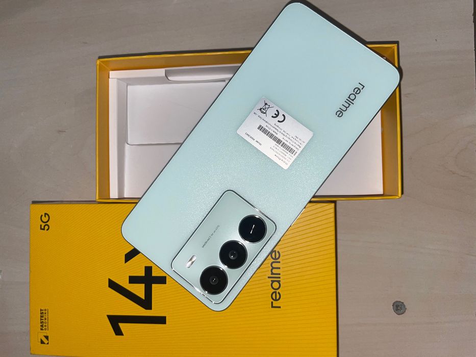 Нов REALME 14 + калъф