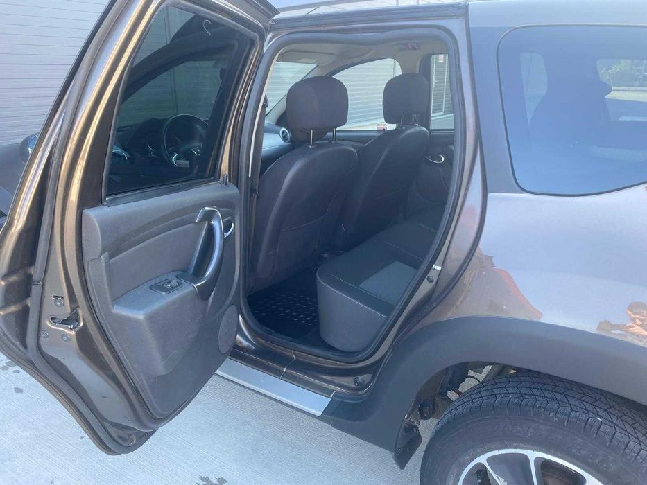 Dacia Duster 1.5 dci 110 cp Euro 6 2017 cutie automata EDC