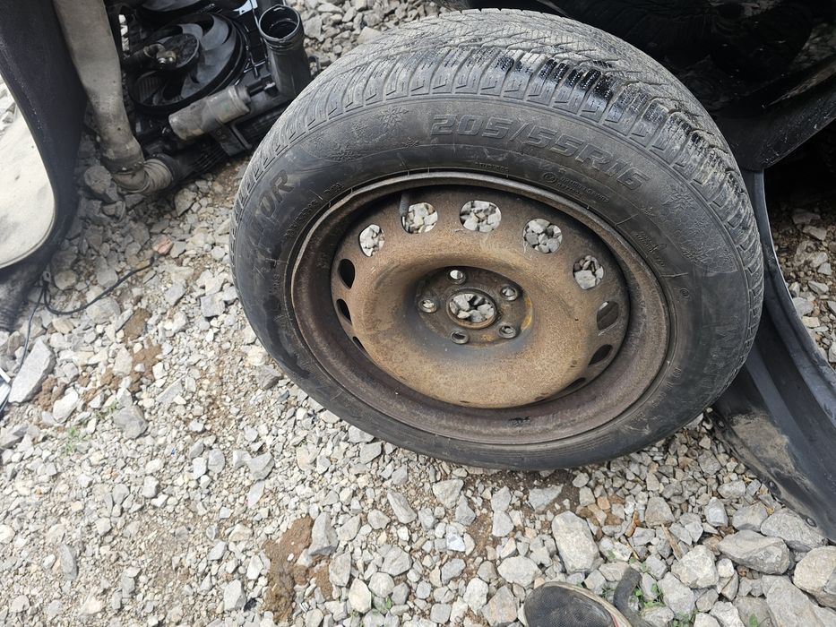 4 бр Джанти със зимни гуми 16