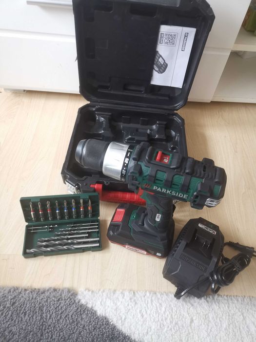 НОВ Акумулаторен Витоверт Parkside 20v  +16 бр аксесоара