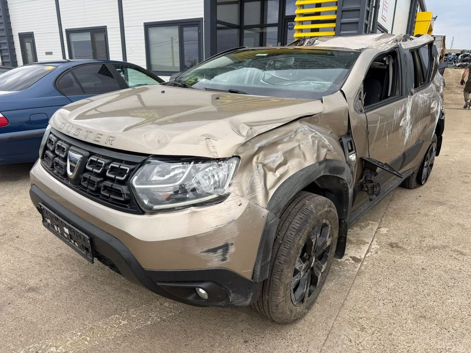 Dezmembrez Dacia duster 2 2018 maro 1.6 sce H4M D7 4x4 volan stanga