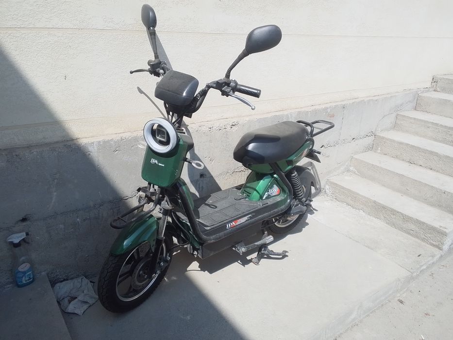 Skuter akumlyator qoʻyish kerak