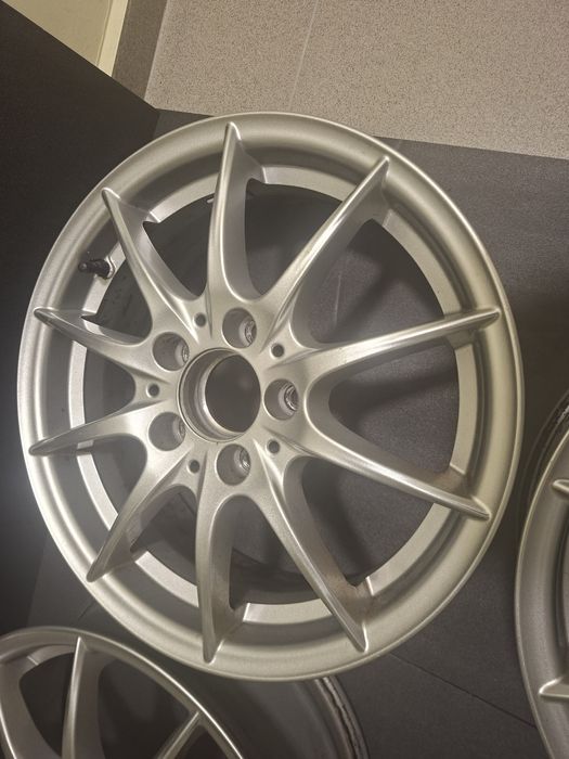 16" Mercedes A w169 / B w245, w246 / Vito / Viano Оригинални джанти